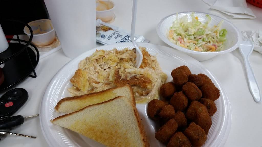 Center Grove Grill & Soda Shop | restaurant | 998 NC-150, Greensboro, NC 27455, USA | 3366438089 OR +1 336-643-8089