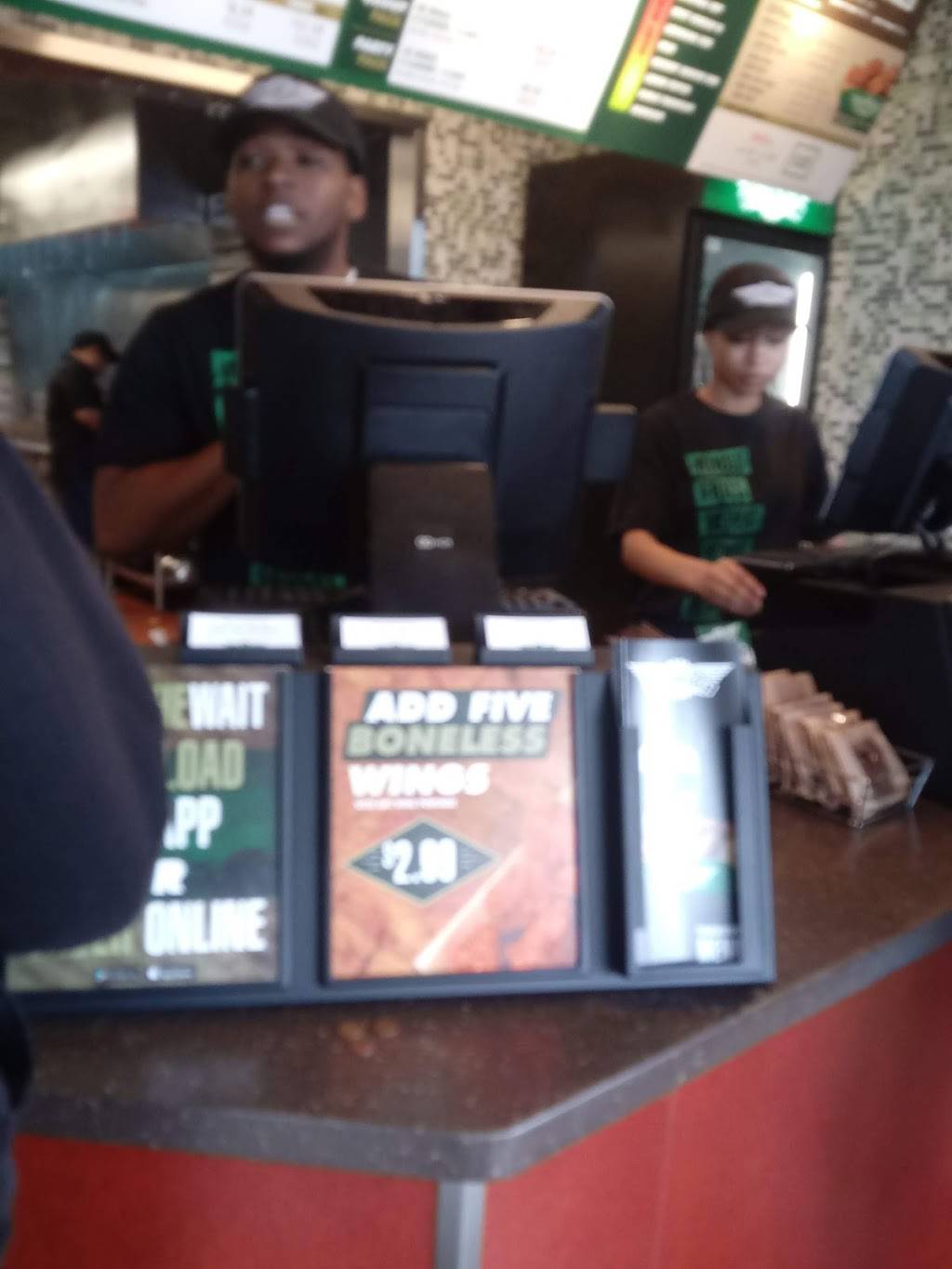 Wingstop | restaurant | 10007 S Central Ave, Los Angeles, CA 90002, USA | 3235679464 OR +1 323-567-9464