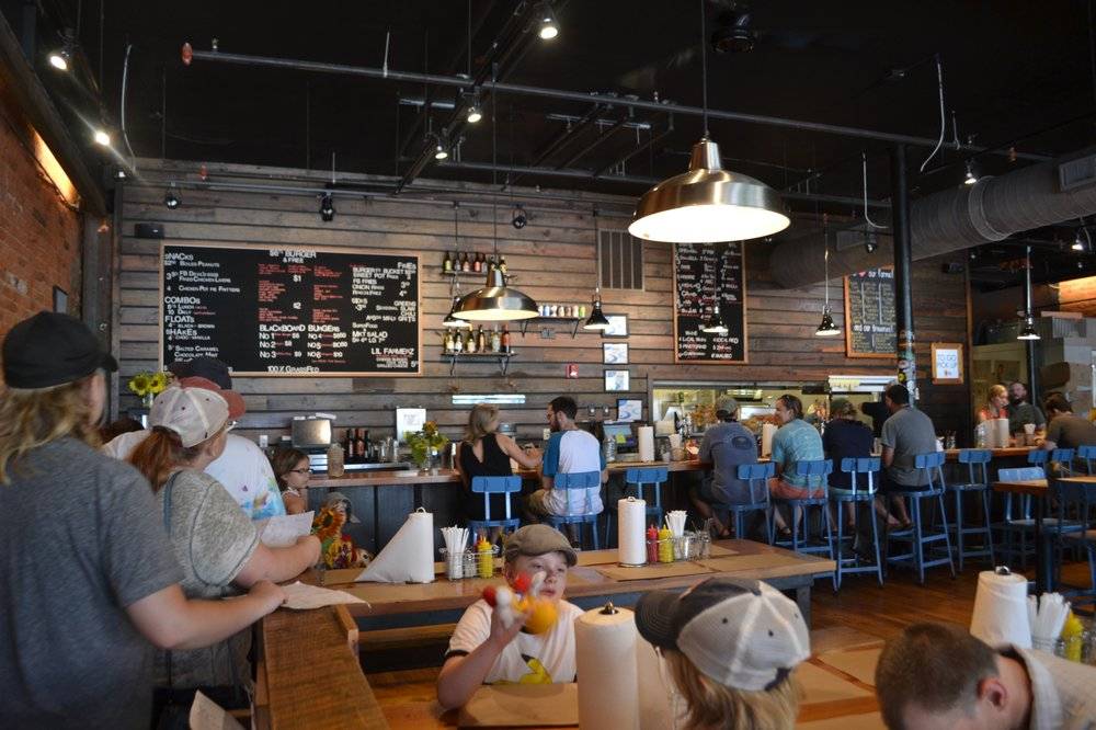 Farm Burger Asheville | restaurant | 10 Patton Ave, Asheville, NC 28801, USA | 8283488540 OR +1 828-348-8540