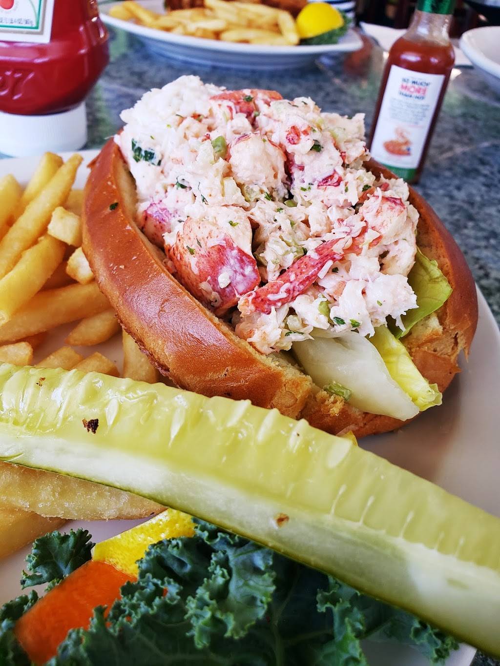 Lazy Lobster Seafood Restaurant | restaurant | 102770 Overseas Hwy, Key Largo, FL 33037, USA | 3054510565 OR +1 305-451-0565