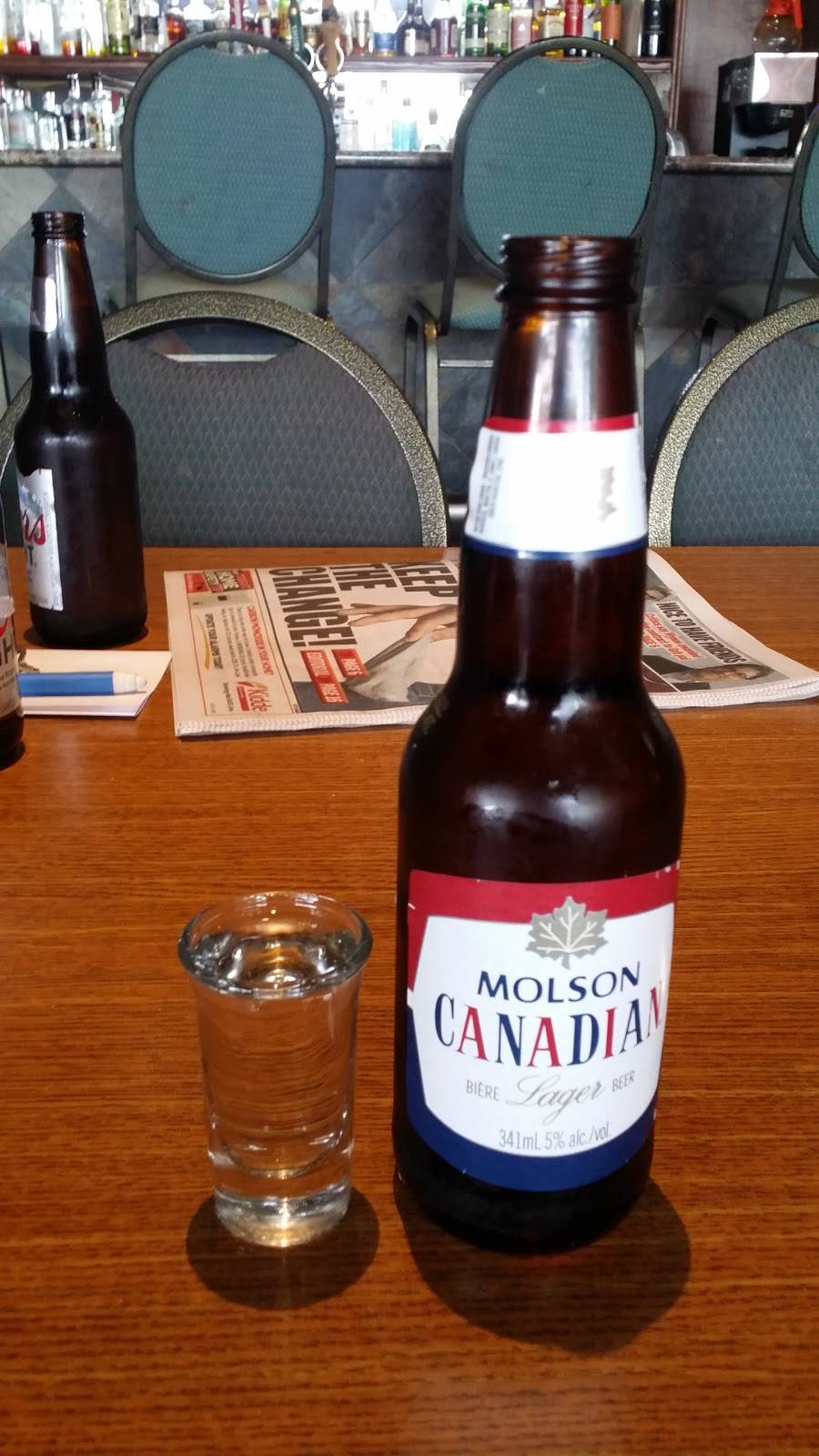 Crave Restaurant and Bar | restaurant | 816 Sheppard Ave W, North York, ON M3H 2T1, Canada | 4163984553 OR +1 416-398-4553