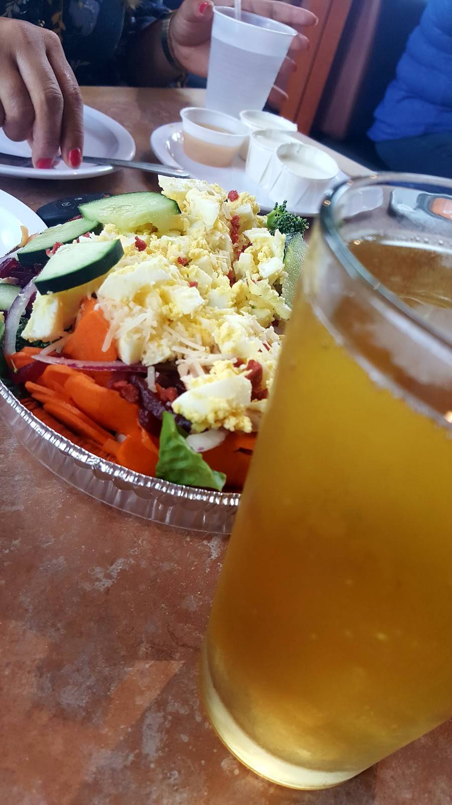 Toppers Pizza Place | restaurant | 111 E Gonzales Rd, Oxnard, CA 93036, USA | 8053854444 OR +1 805-385-4444