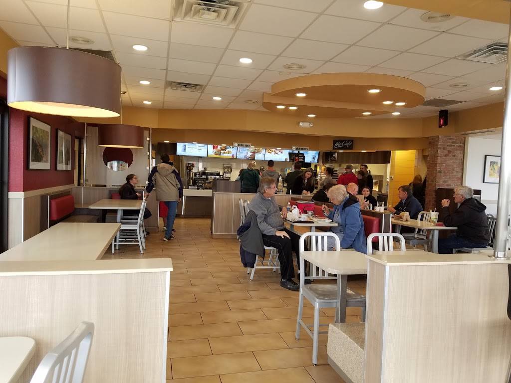 McDonalds | cafe | 400 Main St, McLean, IL 61754, USA | 3098742925 OR +1 309-874-2925