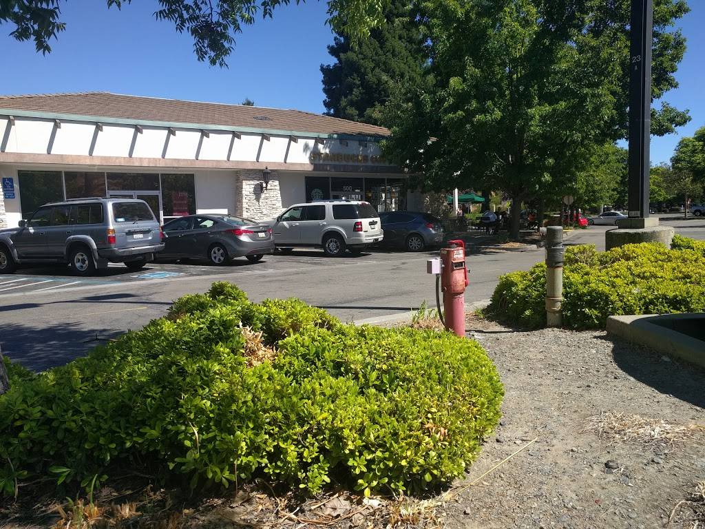 Starbucks | cafe | 470 Moraga Rd, Moraga, CA 94556, USA | 9253770523 OR +1 925-377-0523