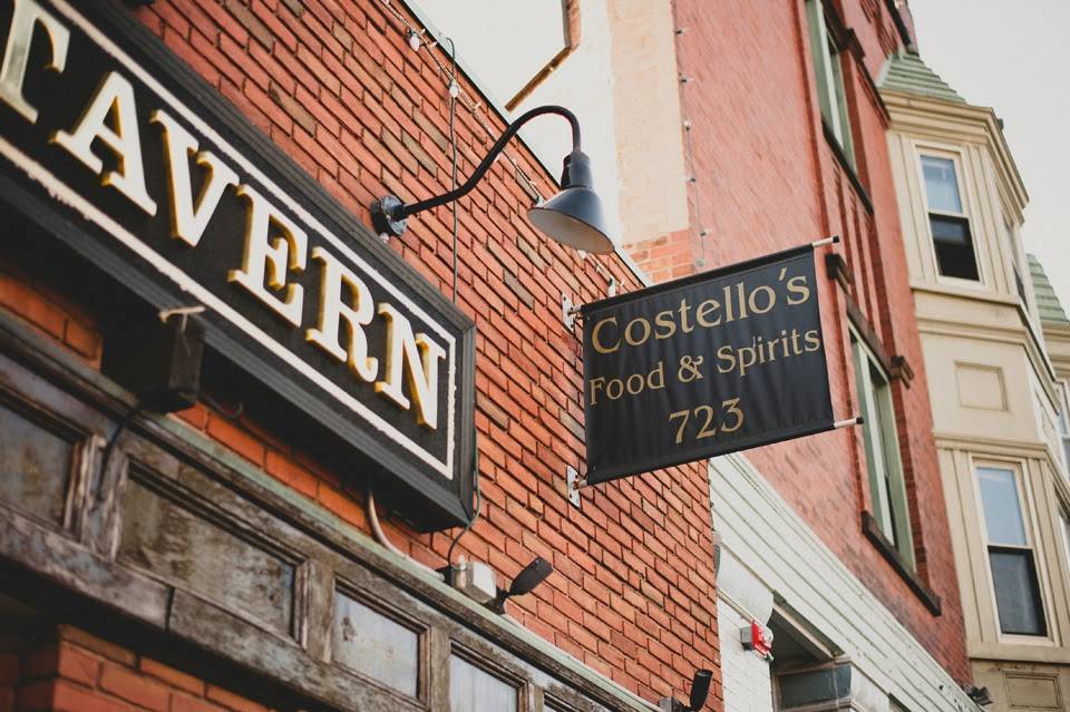 Costellos Tavern | restaurant | 723 Centre St, Jamaica Plain, MA 02130, USA | 6175229263 OR +1 617-522-9263
