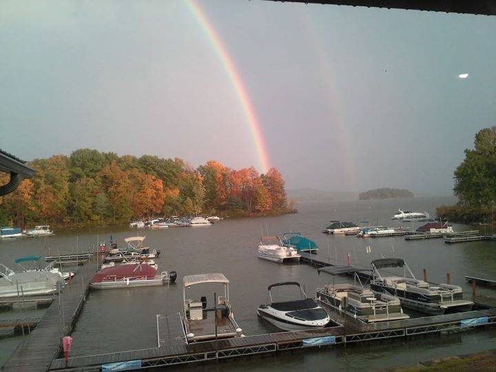 The Dockside Restaurant @ Seneca Lake Marina | restaurant | 16592 Lashley Rd, Senecaville, OH 43780, USA | 7406850003 OR +1 740-685-0003