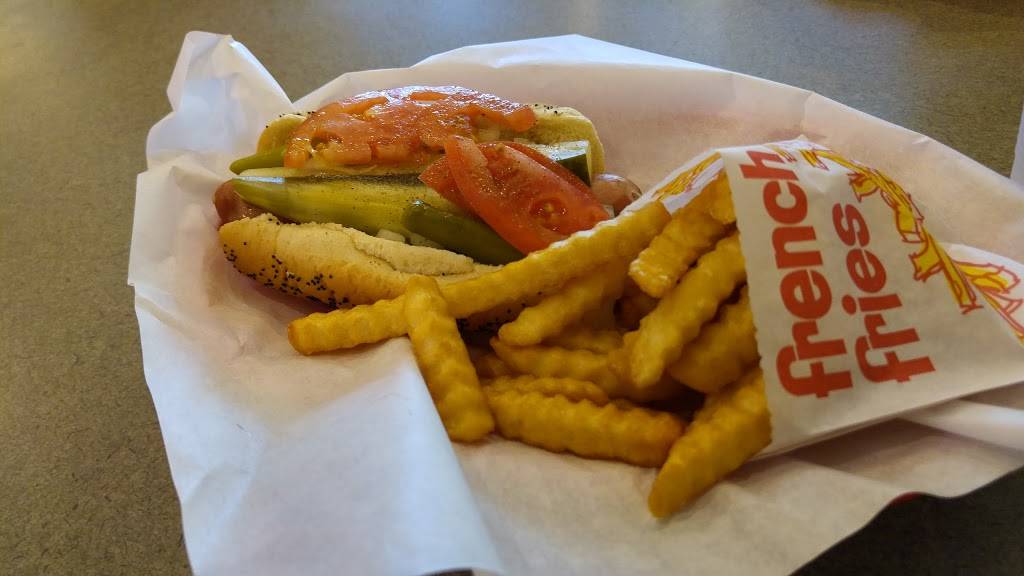 U Dawg U | restaurant | 300 N Happ Rd, Northfield, IL 60093, USA | 8474416200 OR +1 847-441-6200