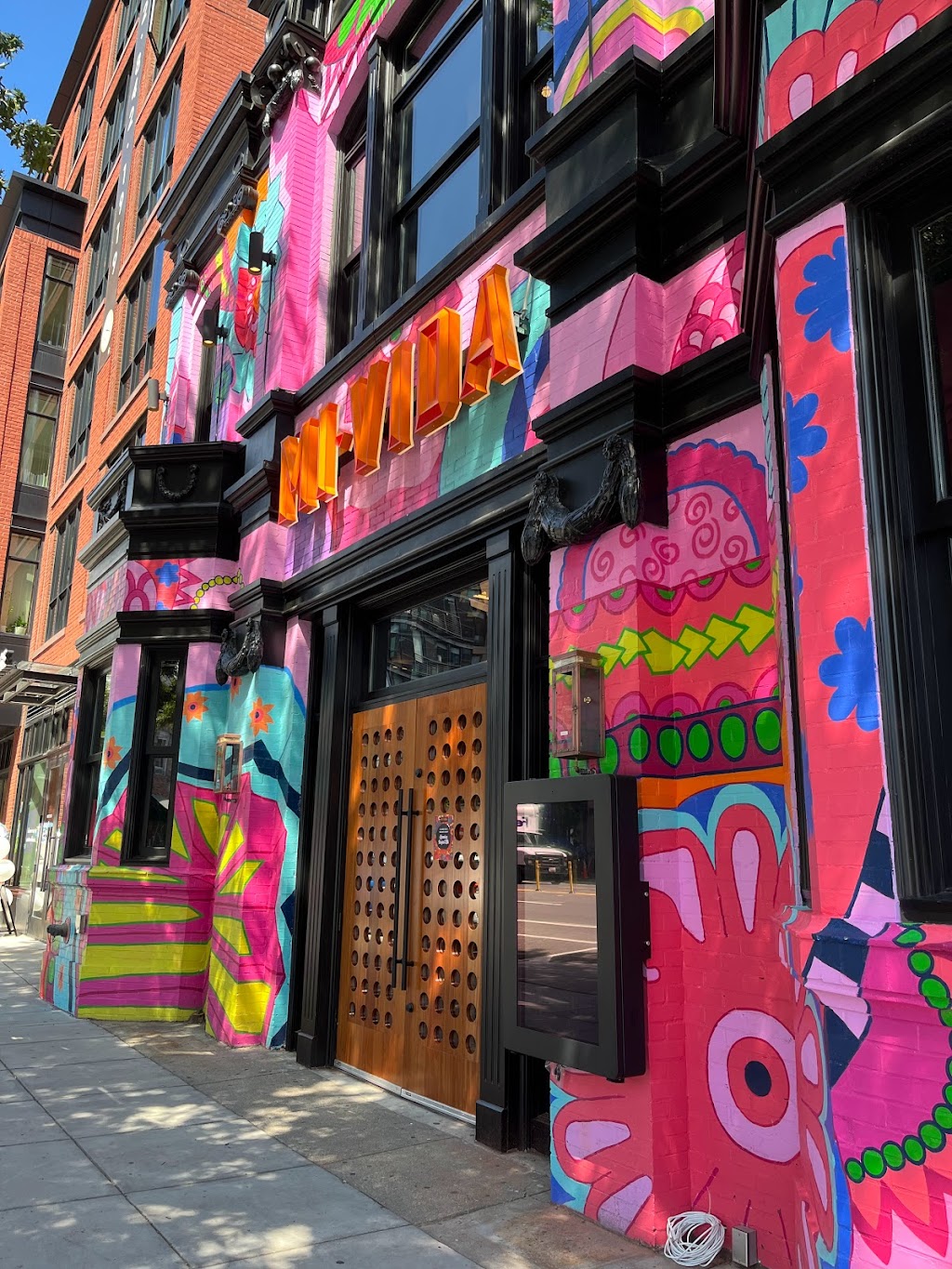 MI VIDA | restaurant | 1901 14th St NW, Washington, DC 20009, USA | 2025975445 OR +1 202-597-5445