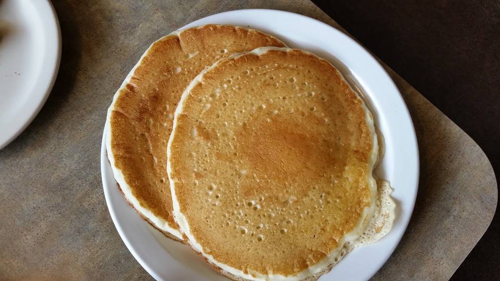 Country Kitchen Restaurant | restaurant | 7849 42nd Ave N, New Hope, MN 55427, USA | 7635372062 OR +1 763-537-2062