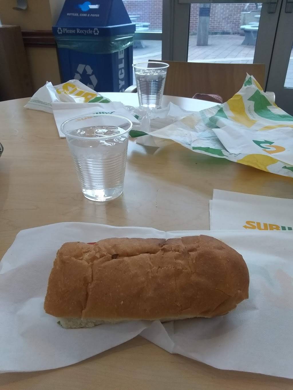 Subway | restaurant | 2401 W University Ave, Muncie, IN 47303, USA | 7652886868 OR +1 765-288-6868