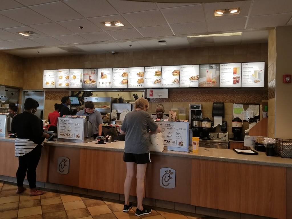 Chick-fil-A | restaurant | 211 Lakeshore Pkwy, Homewood, AL 35209, USA | 2059456062 OR +1 205-945-6062