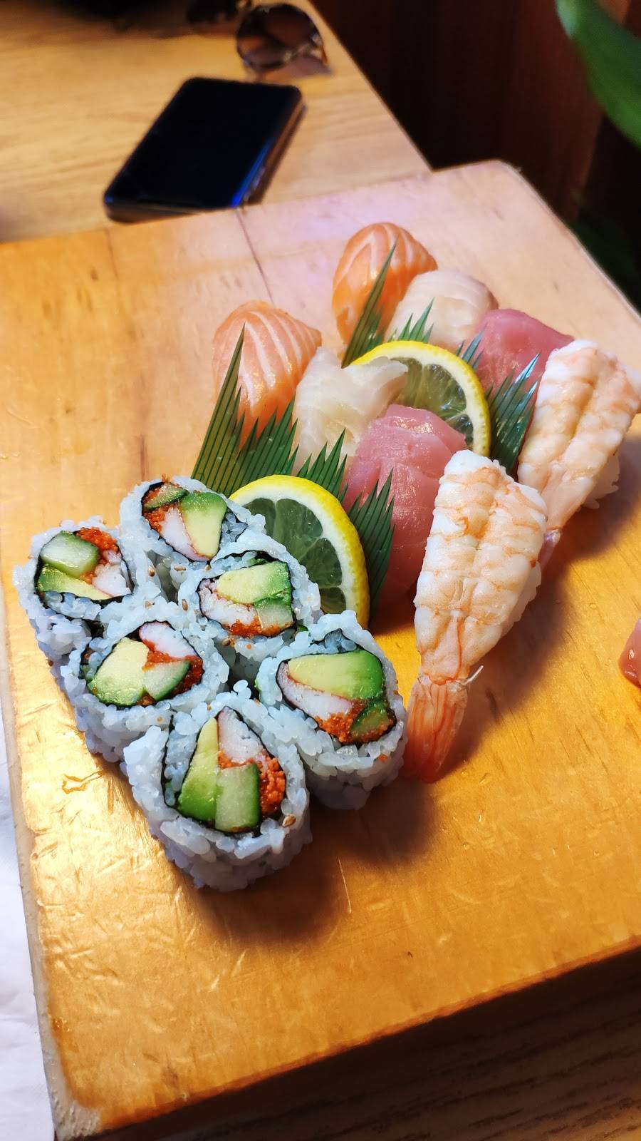 Gangnam Sushi | restaurant | 191 Sheppard Ave E, North York, ON M2N 3A8, Canada | 4162240630 OR +1 416-224-0630