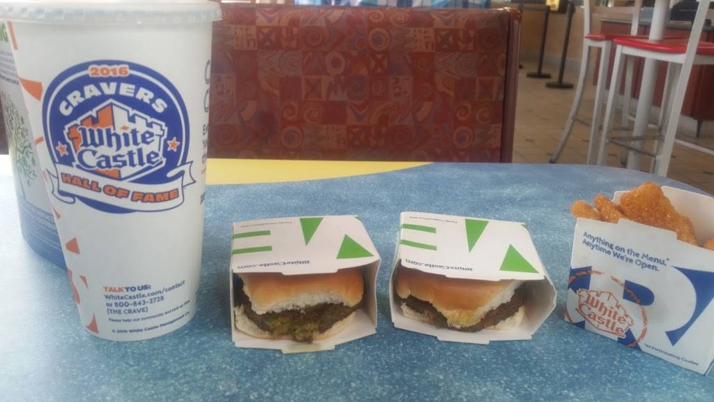 White Castle | restaurant | 26900 Gratiot Ave, Roseville, MI 48066, USA | 5867769560 OR +1 586-776-9560