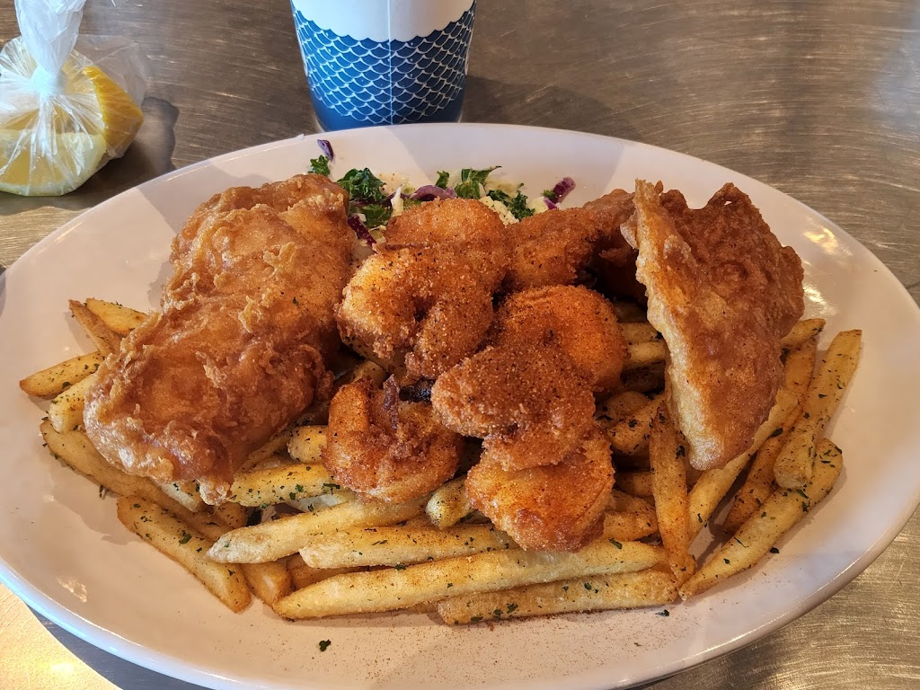 California Fish Grill - Mesa, AZ | restaurant | 1855 S Stapley Dr, Mesa, AZ 85204, USA | 4805420110 OR +1 480-542-0110