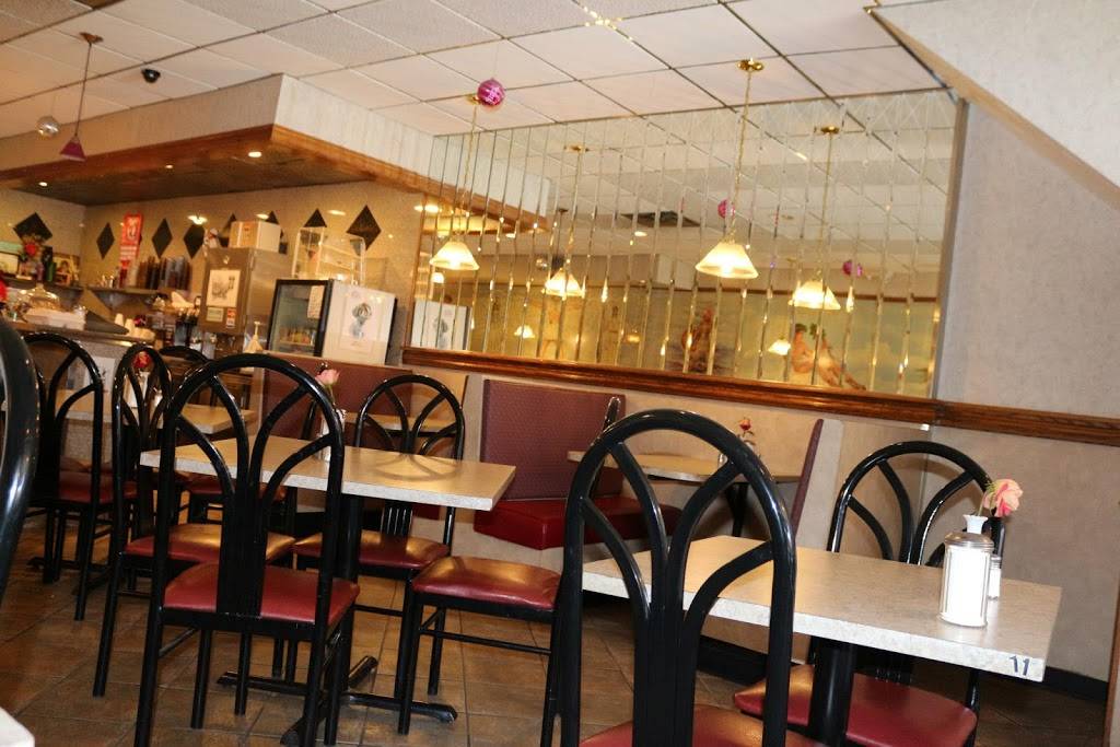 Alexandras Bistro | restaurant | 9 E 4th St, Bethlehem, PA 18015, USA | 6108680366 OR +1 610-868-0366