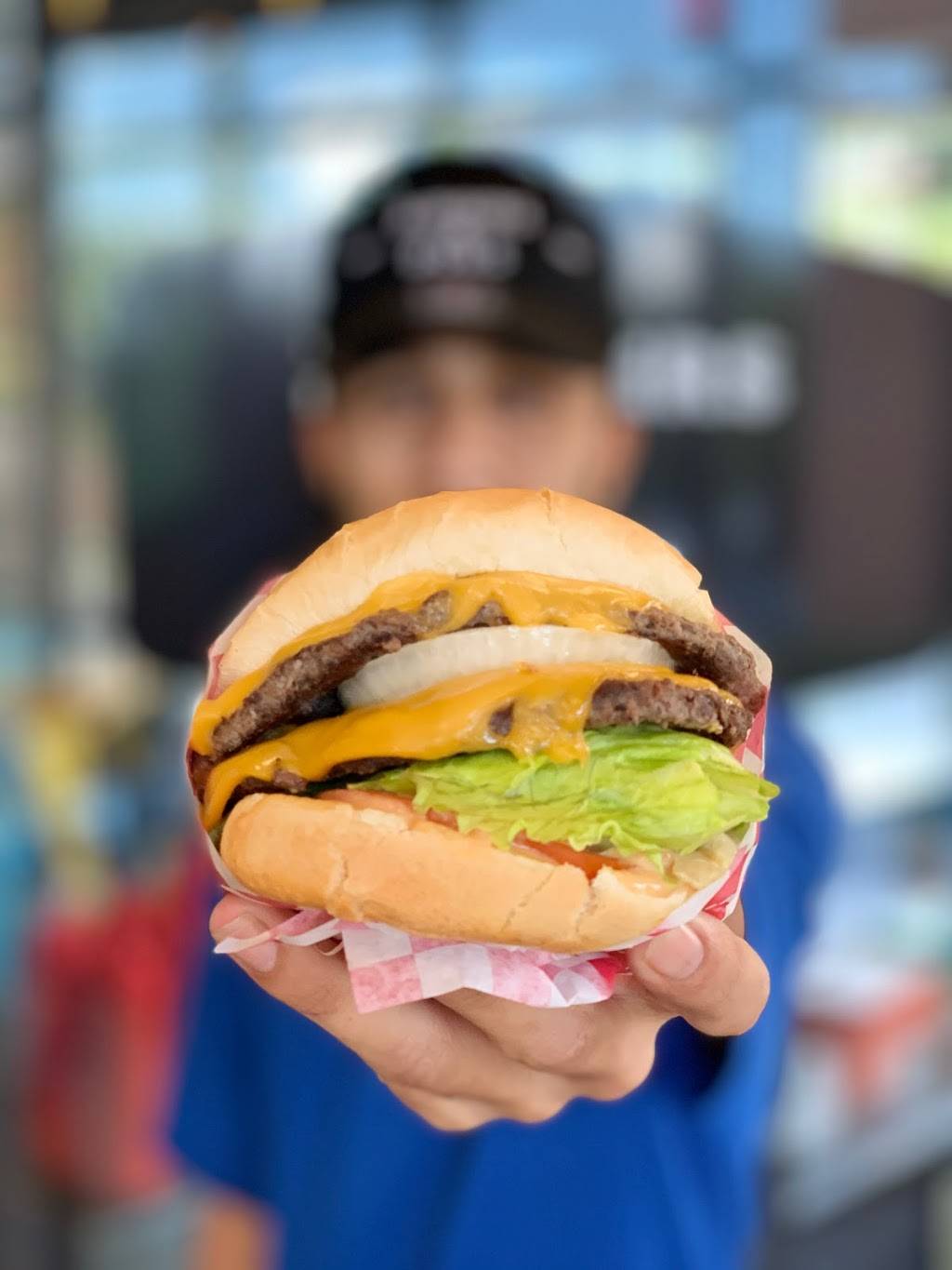 West Coast Burgers & Dogs | restaurant | 7175 Nolensville Rd, Nolensville, TN 37135, USA | 6157764644 OR +1 615-776-4644