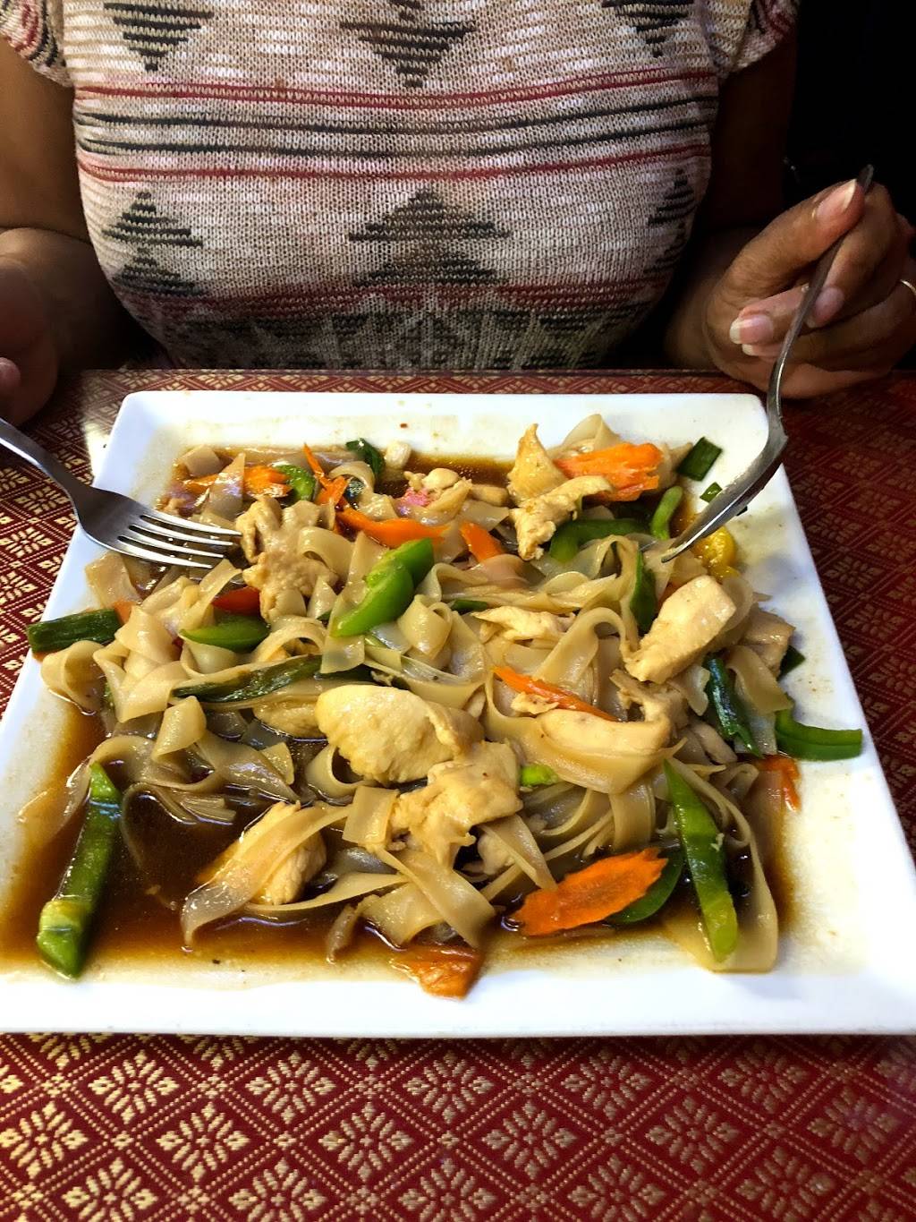 Mee Mees | restaurant | 2807 W Adams Ave, Temple, TX 76504, USA | 2542313447 OR +1 254-231-3447