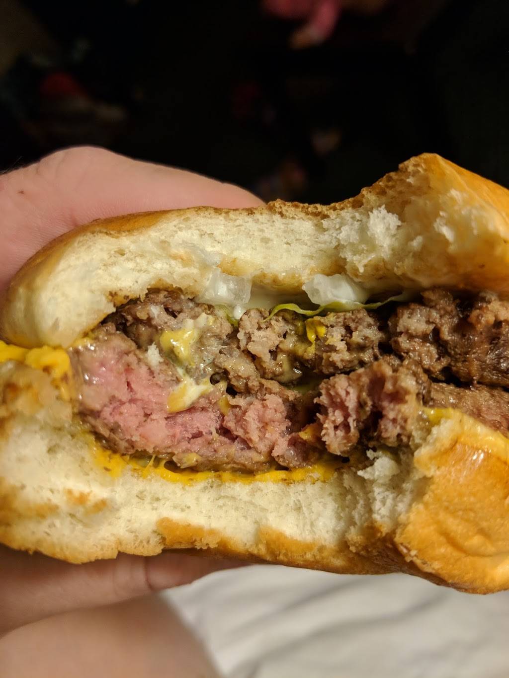 Wendys | restaurant | 41465 Ford Rd, Canton, MI 48187, USA | 7349810183 OR +1 734-981-0183