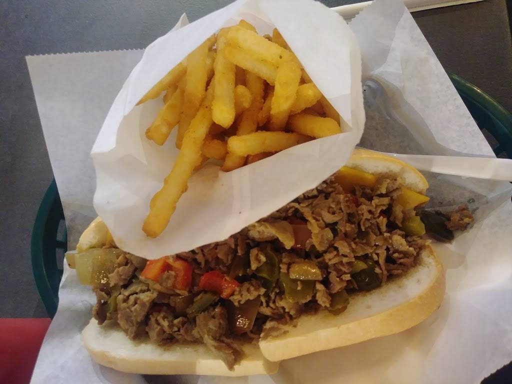Chubbys Cheesesteaks Brookfield | restaurant | 3845 N 124th St, Brookfield, WI 53005, USA | 2627819999 OR +1 262-781-9999