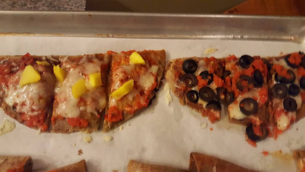 Oshawa Italian Recreation Club | restaurant | 245 Simcoe St S, Oshawa, ON L1H 4H3, Canada | 9057258053 OR +1 905-725-8053