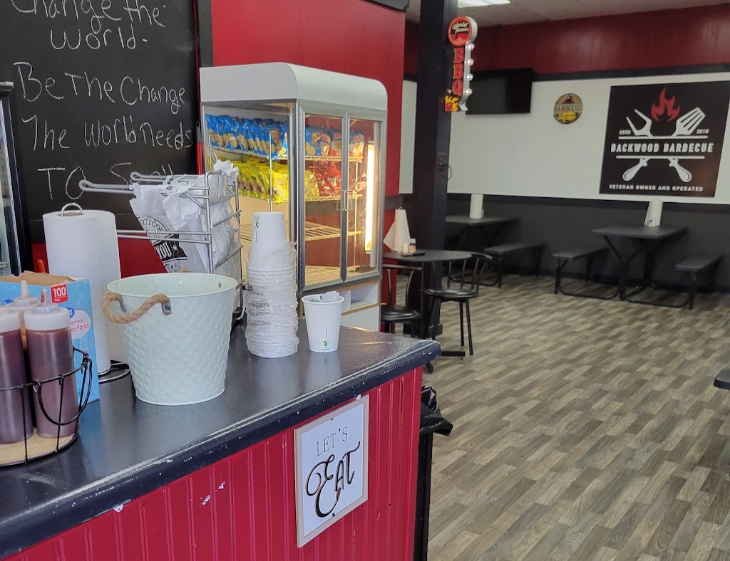 Backwoods Barbeque | restaurant | 158 S Main St, Fillmore, IN 46128, USA | 7652466600 OR +1 765-246-6600