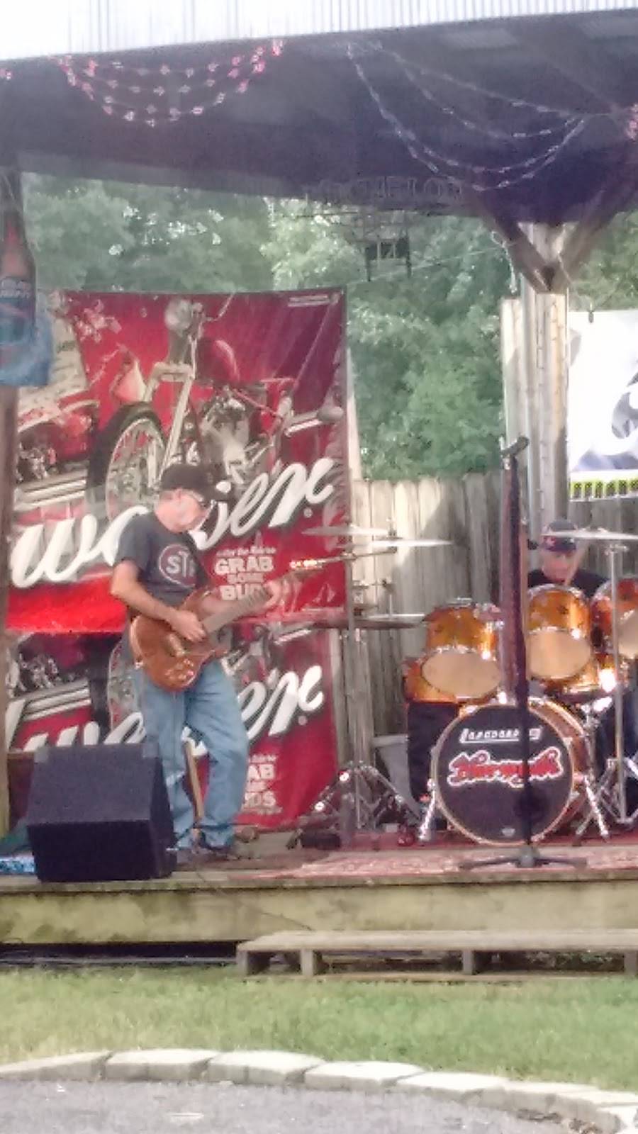 Snack Shop | restaurant | 1215 E Main St, Union City, TN 38261, USA | 7318859013 OR +1 731-885-9013