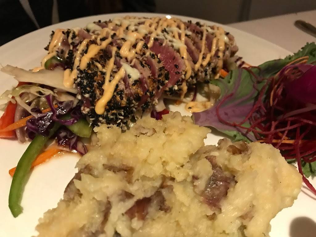 Bernies Holiday | restaurant | 277 Rock Hill Dr, Rock Hill, NY 12775, USA | 8457963333 OR +1 845-796-3333