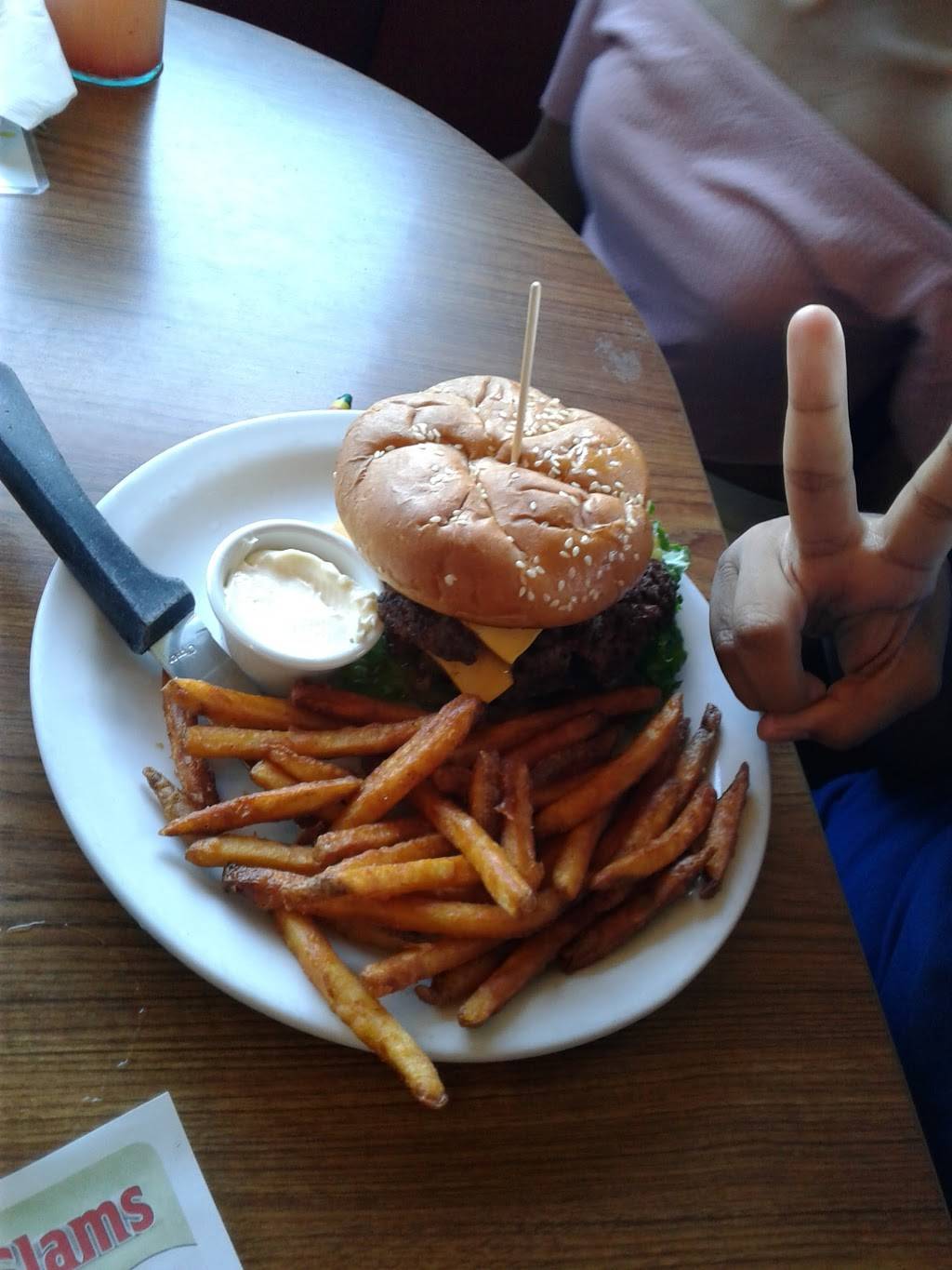 Dennys | restaurant | 11320 North Fwy, Houston, TX 77037, USA | 2814471748 OR +1 281-447-1748