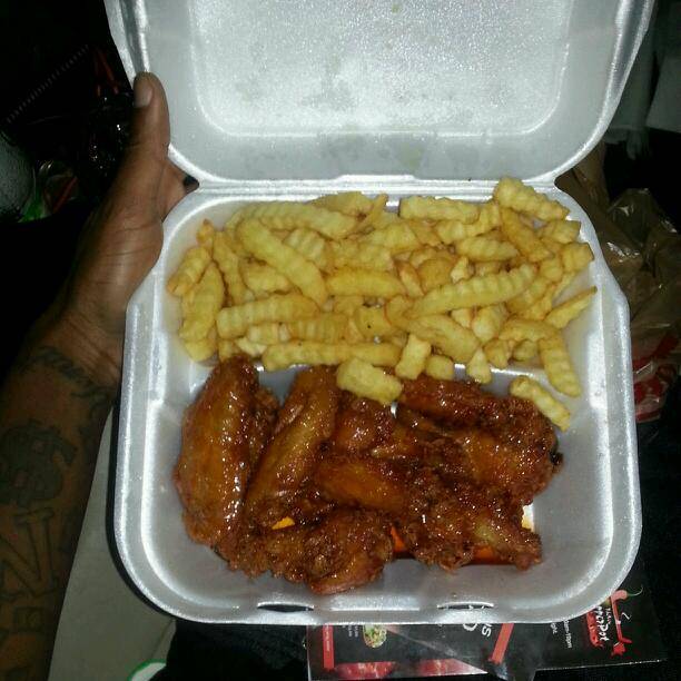 Perry Wings Restaurant | restaurant | 10817 NW 27th Ave, Miami, FL 33167, USA | 3056039841 OR +1 305-603-9841