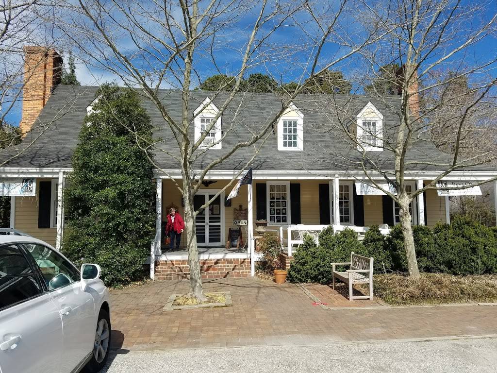 Old Chickahominy House | restaurant | 1211 Jamestown Rd, Williamsburg, VA 23185, USA | 7572294689 OR +1 757-229-4689