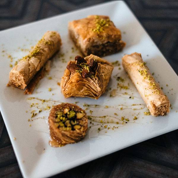 Laylas Lebanese Restaurant | restaurant | 2217 Old Bridge Rd, Woodbridge, VA 22192, USA | 7034921500 OR +1 703-492-1500