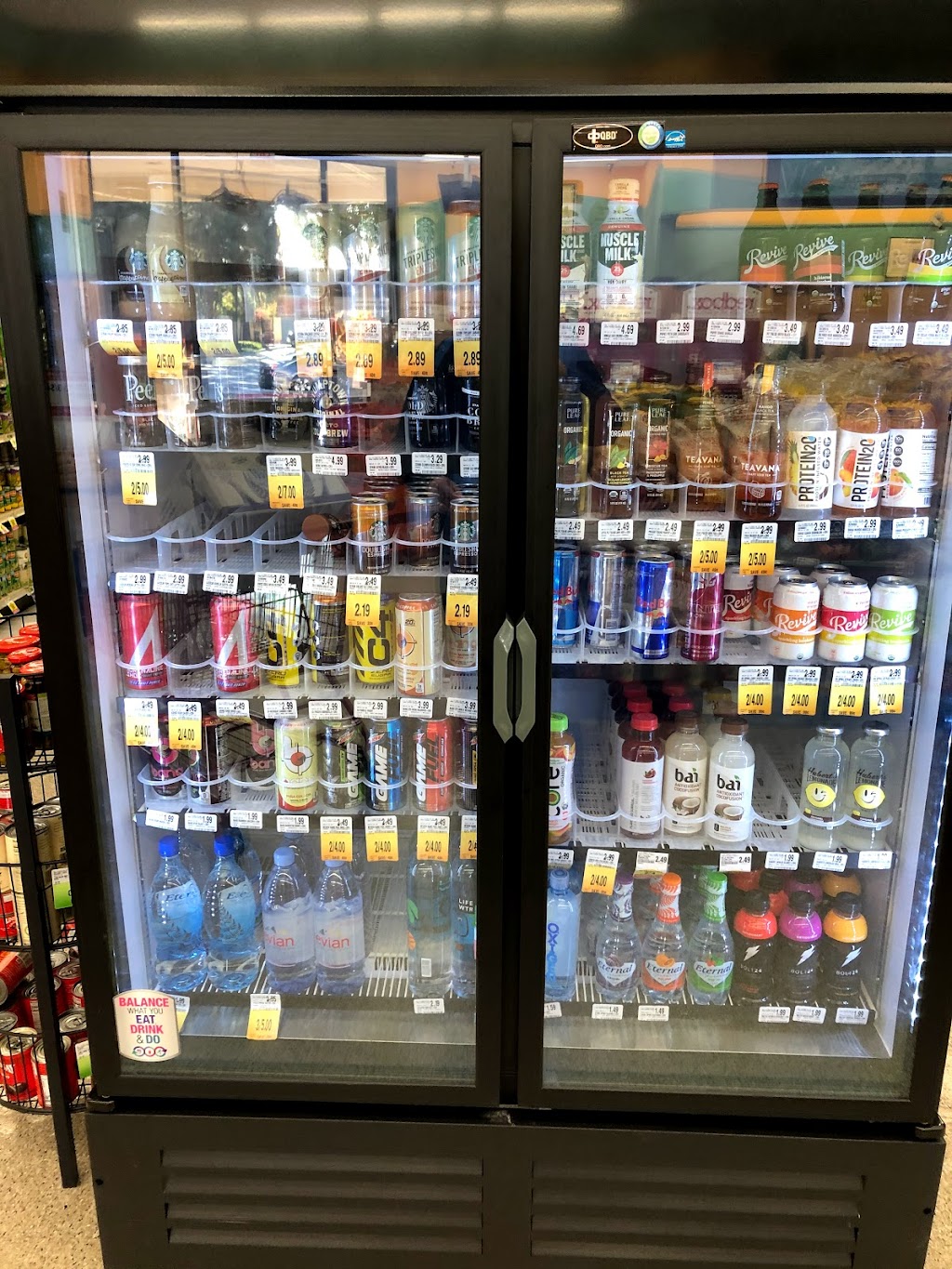 Lucky | meal delivery | 1000 Petaluma Blvd N, Petaluma, CA 94952, USA | 7077632469 OR +1 707-763-2469