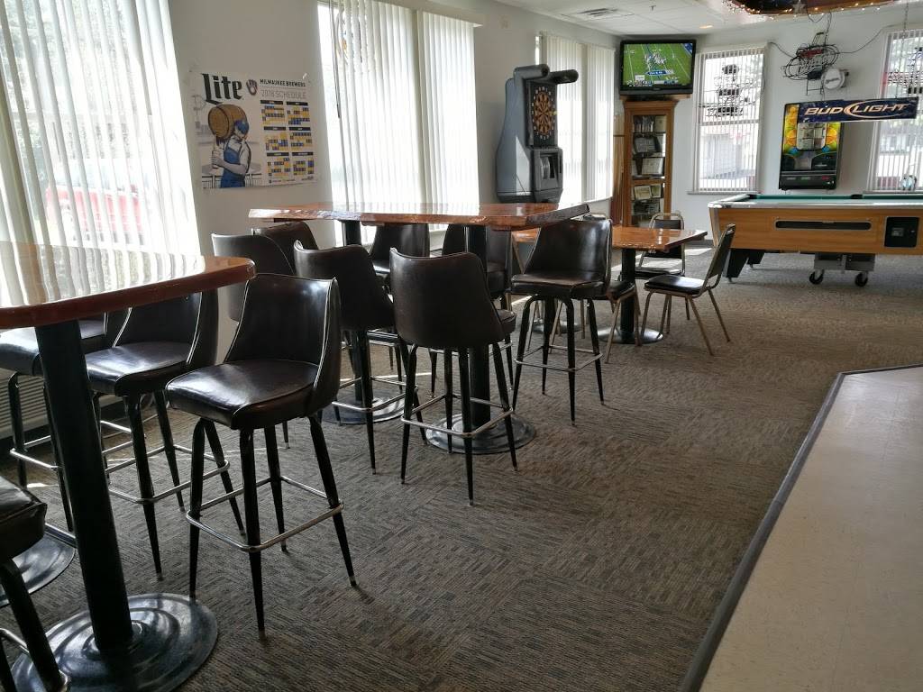 Fraternal Order of Eagles | restaurant | 1205 Lake St, Merrill, WI 54452, USA | 7155367471 OR +1 715-536-7471