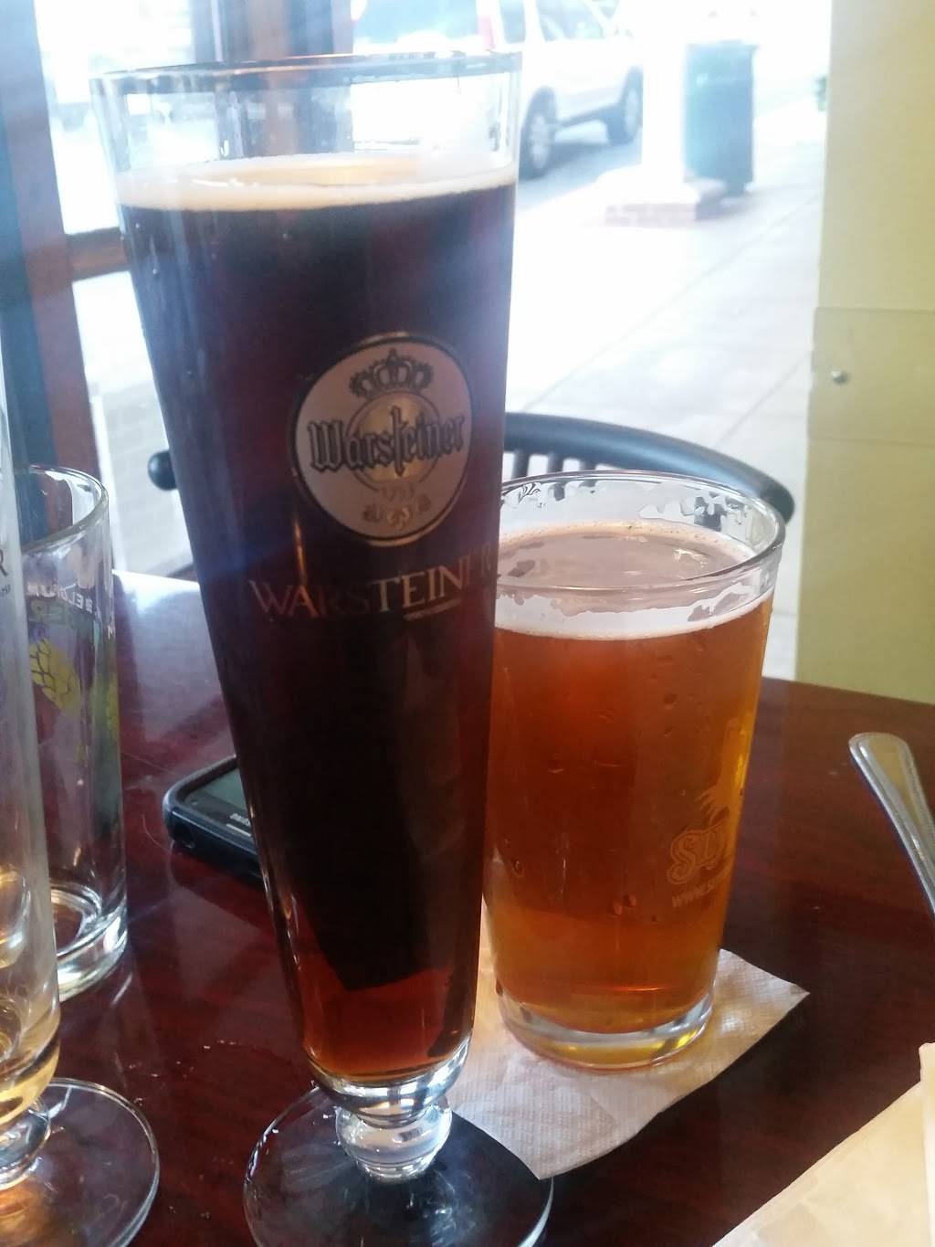 Razorbacks Raw Bar & Grill | restaurant | 826 Dulaney Valley Rd, Towson, MD 21204, USA | 4108219550 OR +1 410-821-9550