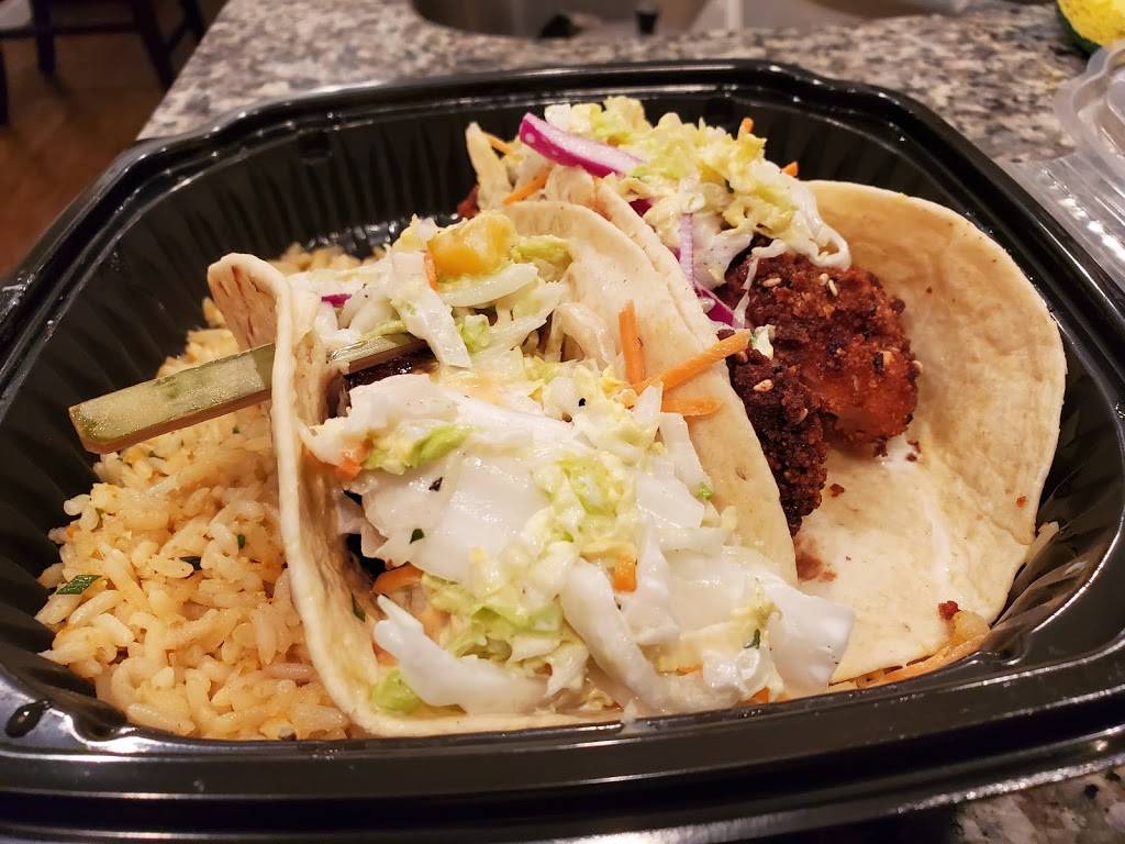 Village Tavern | restaurant | 1880 N Congress Ave #170, Boynton Beach, FL 33426, USA | 5618530280 OR +1 561-853-0280