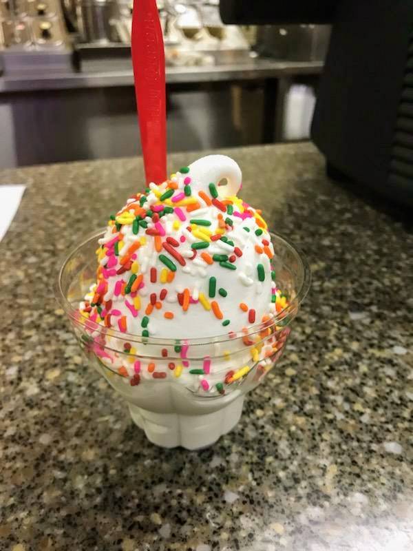 Dairy Queen Grill & Chill | restaurant | 803 E Semoran Blvd, Apopka, FL 32703, USA | 4078868558 OR +1 407-886-8558