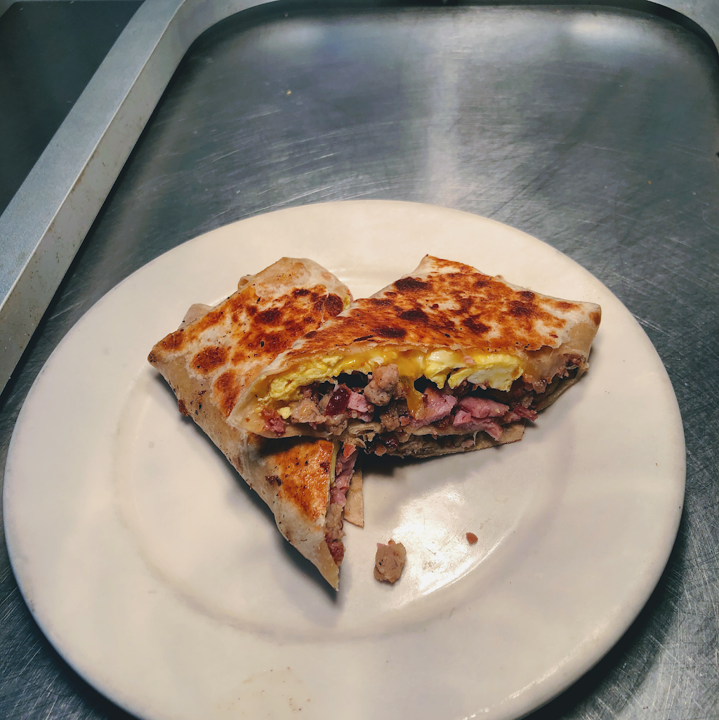 Cindy’s Restaurant | restaurant | 399 Houston Dr, Maud, TX 75567, USA | 9035852552 OR +1 903-585-2552