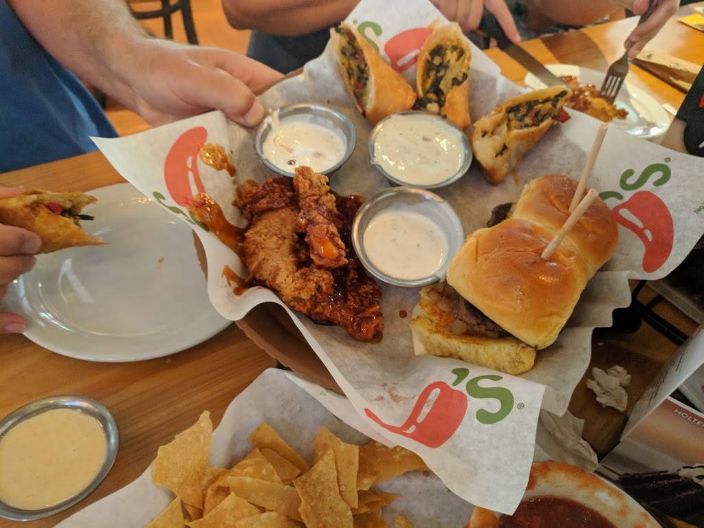 Chilis Grill & Bar | meal takeaway | 3422 Lithia Pinecrest Rd, Valrico, FL 33596, USA | 8136537375 OR +1 813-653-7375