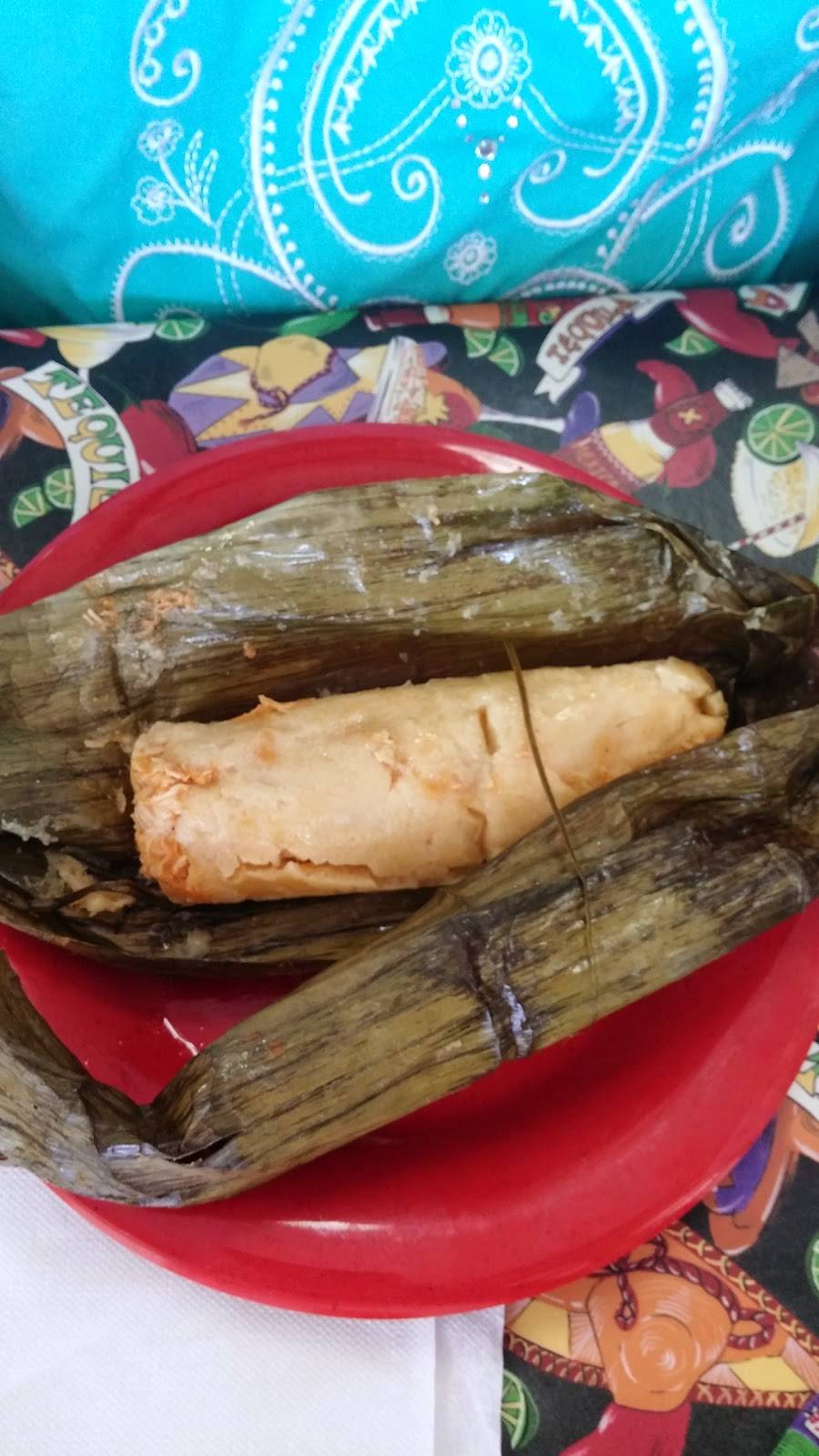 Pupusita Express | restaurant | 1114 N Cedar Lake Rd, Round Lake Beach, IL 60073, USA | 8475505325 OR +1 847-550-5325