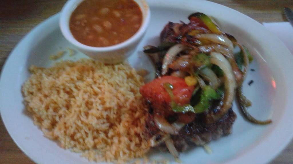 El Ranchito | restaurant | 3048 Atchison St, Riverbank, CA 95367, USA | 2098690196 OR +1 209-869-0196
