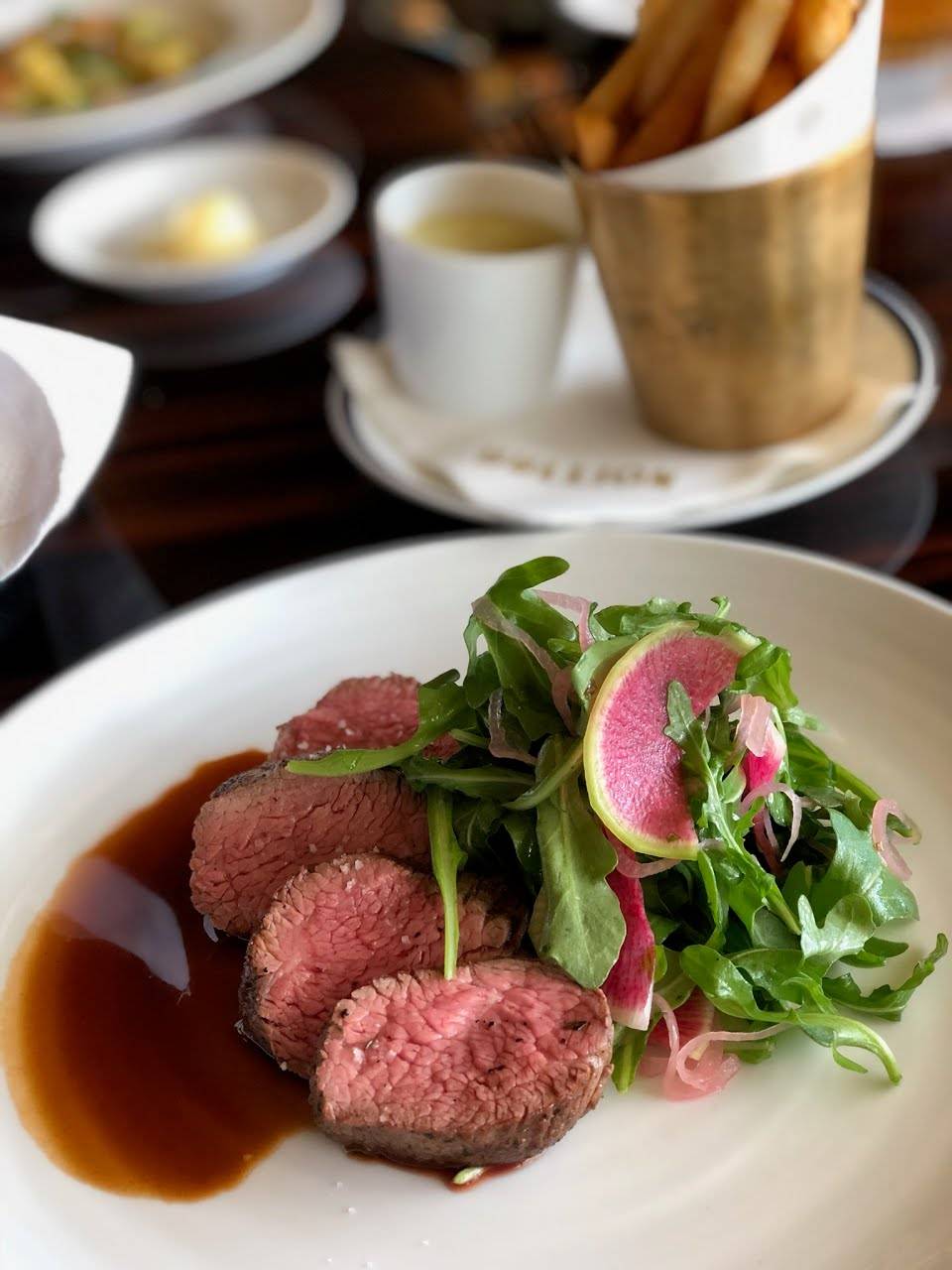 Bullion | restaurant | 400 S Record St, Dallas, TX 75202, USA | 9726984250 OR +1 972-698-4250