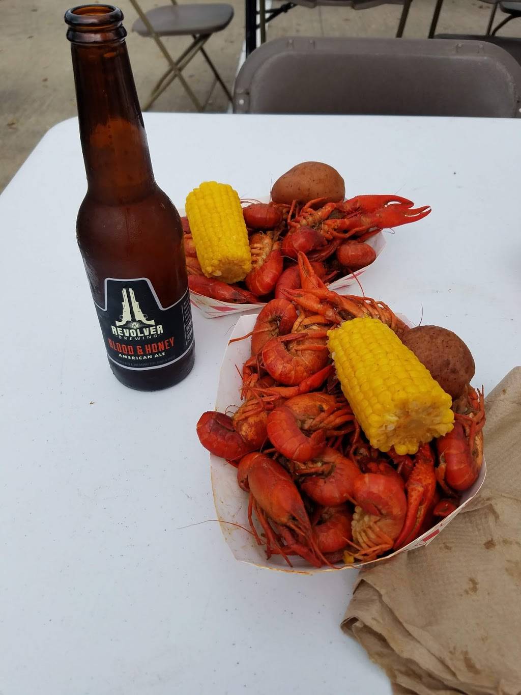 Little Woodrows Parmer Bar & Grill | restaurant | 6301 W Parmer Ln, Austin, TX 78729, USA | 5129182337 OR +1 512-918-2337