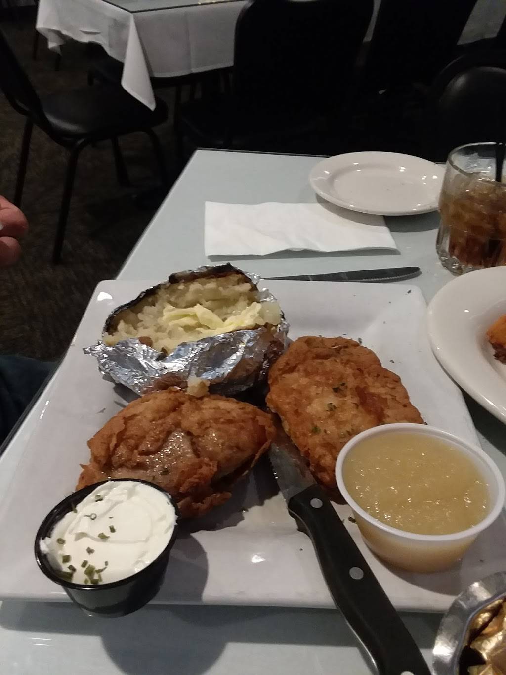 Twos Co Restaurant & Lounge | restaurant | 213 Main St, Mosinee, WI 54455, USA | 7156933090 OR +1 715-693-3090