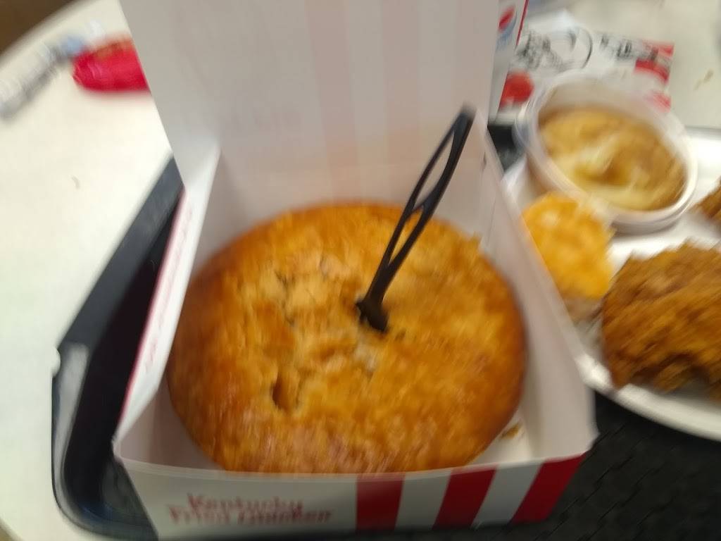 KFC | restaurant | 802 W Southmore Ave, Pasadena, TX 77502, USA | 7134752568 OR +1 713-475-2568