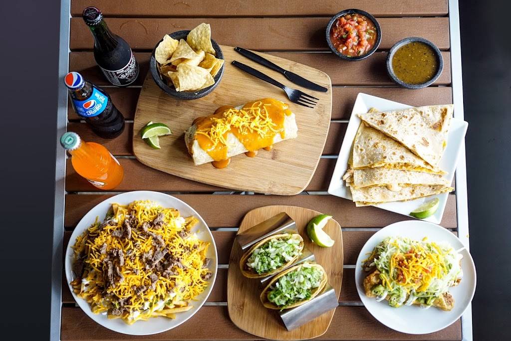 Primos Mexican Food | restaurant | 40720 Winchester Rd, Temecula, CA 92591, USA | 9517193600 OR +1 951-719-3600