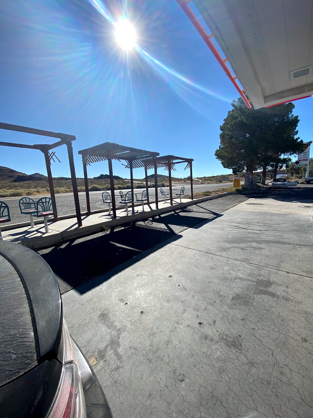 Shell | restaurant | 44230 National Trails Hwy, Newberry Springs, CA 92365, USA | 7602573334 OR +1 760-257-3334