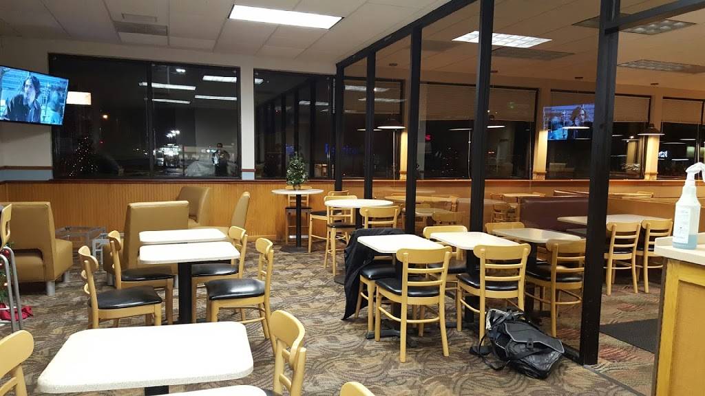 Wendys | restaurant | 120 W North St, Kendallville, IN 46755, USA | 2603479746 OR +1 260-347-9746