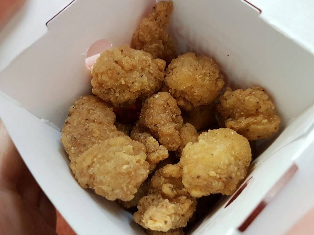 A&W | restaurant | 1560 E F St, Oakdale, CA 95361, USA | 2098472828 OR +1 209-847-2828