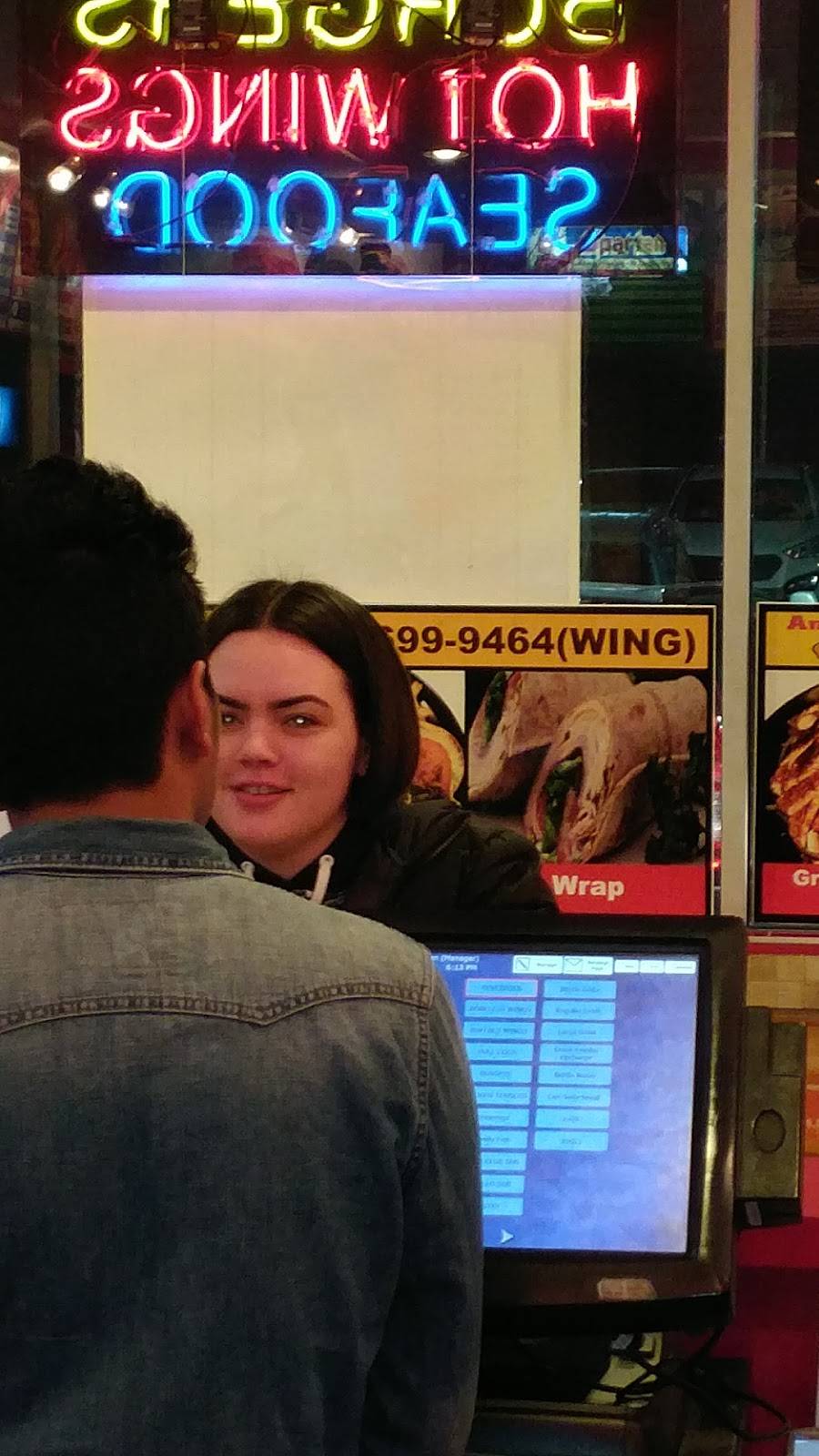 Americas Best Wings | restaurant | 3651 Bladensburg Rd, Colmar Manor, MD 20722, USA | 3016999464 OR +1 301-699-9464