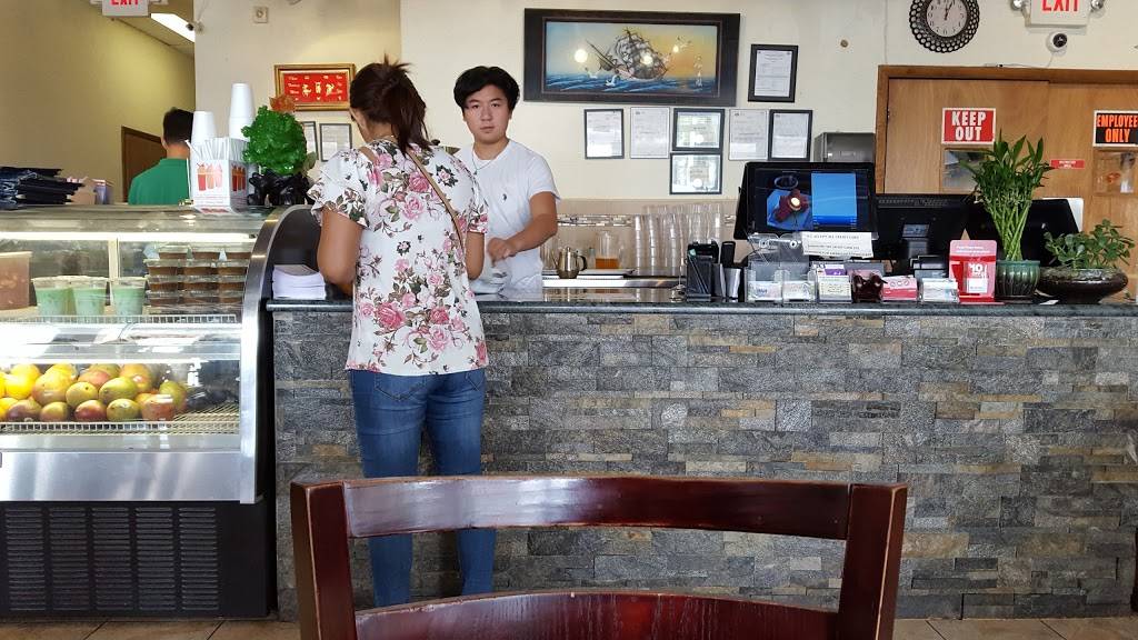 Pho Saigon | restaurant | 1100 S Christopher Columbus Blvd #22, Philadelphia, PA 19147, USA | 2677737305 OR +1 267-773-7305